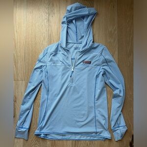 Vineyard vines performance 1/4 zip with hood, blue and white stripe, size small